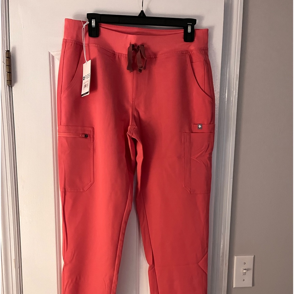 Figs scrubs NWT